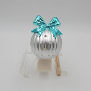 Bath & Body Works Wallflower Diffuser Plug In Christmas Ornament Silver Blue